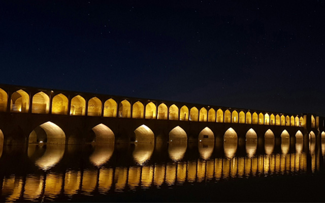 تور اصفهان